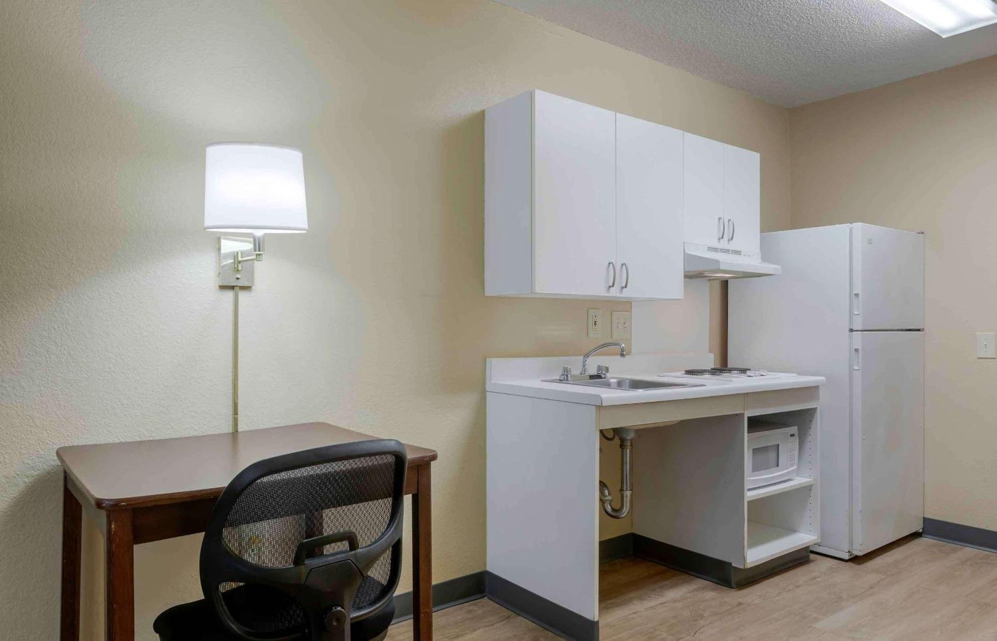 Extended Stay America Suites - Los Angeles - Torrance Harborgate Way Carson Exterior foto